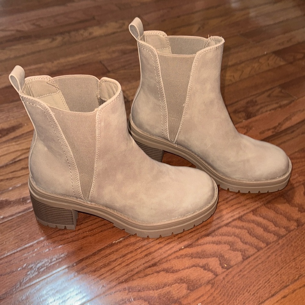 MIA Boots